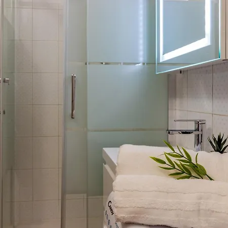 Casa Maestrale Toscanaonehh * سانتا لوتشي
